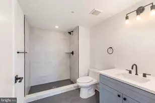 629 W Girard Ave, Philadelphia, PA 19123 - Photo 20