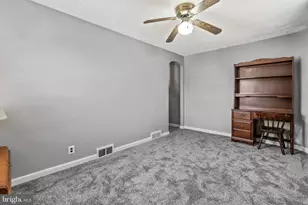 8010 Lexington Ave, Philadelphia, PA 19152 - Photo 16
