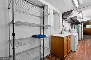 8010 Lexington Ave, Philadelphia, PA 19152 - Photo 30