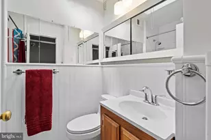 8010 Lexington Ave, Philadelphia, PA 19152 - Photo 20