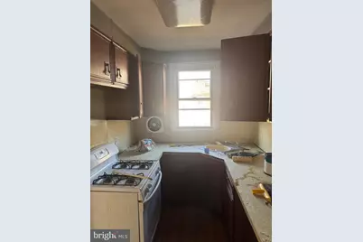 241 Howell Street E, Philadelphia, PA 19120 - Photo 6
