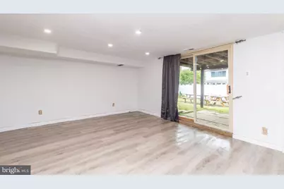 3648 Essex Ln, Philadelphia, PA 19114 - Photo 32