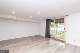 3648 Essex Ln, Philadelphia, PA 19114 - Photo 32