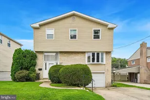 1903 Foster St, Philadelphia, PA 19116 - Photo 2