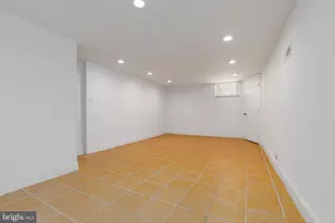 1317 S 22nd St, Philadelphia, PA 19146 - Photo 22
