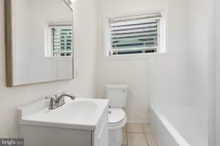 1327 Loudon St, Philadelphia, PA 19141 - Photo 20