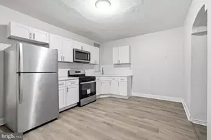 1327 Loudon St, Philadelphia, PA 19141 - Photo 10