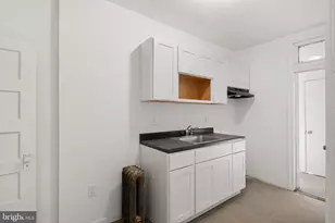 1920 W Airdrie St, Philadelphia, PA 19140 - Photo 10