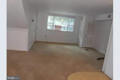 289 Greenough Street #1ST FLOOR FRONT, Philadelphia, PA 19127 - Photo 2
