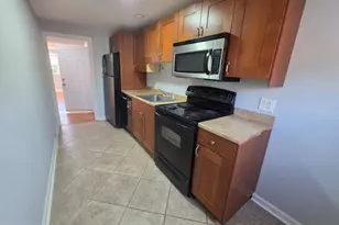 7701 Gilbert St, Philadelphia, PA 19150 - Photo 2