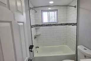 7701 Gilbert St, Philadelphia, PA 19150 - Photo 6