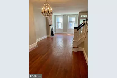 1107 E Palmer Street, Philadelphia, PA 19125 - Photo 2