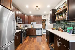 2054 Coral St, Philadelphia, PA 19125 - Photo 8