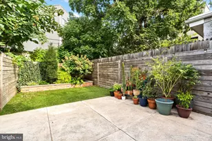 2054 Coral St, Philadelphia, PA 19125 - Photo 14