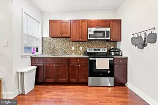2007 W Oxford St, Philadelphia, PA 19121 - Photo 4
