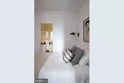 1520 Spruce Street #302, Philadelphia, PA 19102 - Photo 6