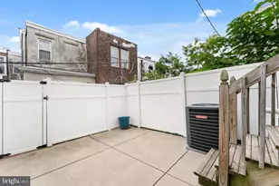 2226 Cross St, Philadelphia, PA 19146 - Photo 12