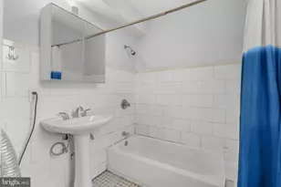 903 S 13th St, Philadelphia, PA 19147 - Photo 12