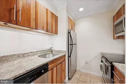 1601 Spring Garden Street #205, Philadelphia, PA 19130 - Photo 2