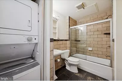 1601 Spring Garden Street #205, Philadelphia, PA 19130 - Photo 14
