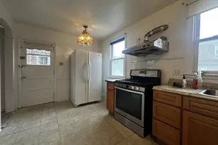 1817 Megargee St, Philadelphia, PA 19152 - Photo 6