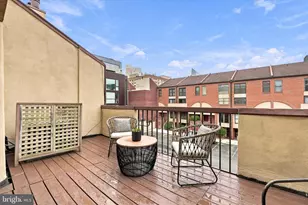 220 N 22nd St, Philadelphia, PA 19103 - Photo 14