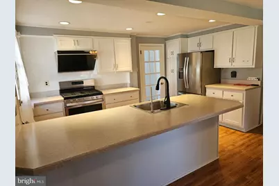 804 Marchman Road, Philadelphia, PA 19115 - Photo 6