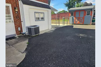 804 Marchman Road, Philadelphia, PA 19115 - Photo 2