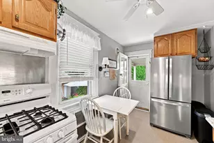 310 Stanwood St, Philadelphia, PA 19111 - Photo 18