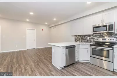 1917 N 7th Street, Philadelphia, PA 19122 - Photo 8