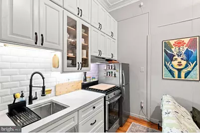 265 S 9th #1M, Philadelphia, PA 19107 - Photo 4