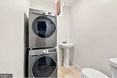 2325 N 17th Street, Philadelphia, PA 19132 - Photo 8