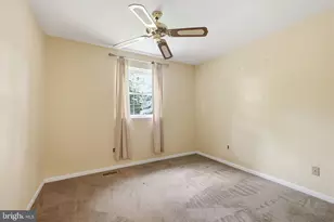 7835 Lawndale Ave, Philadelphia, PA 19111 - Photo 16
