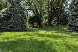 7835 Lawndale Ave, Philadelphia, PA 19111 - Photo 6