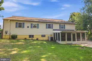 7835 Lawndale Ave, Philadelphia, PA 19111 - Photo 32