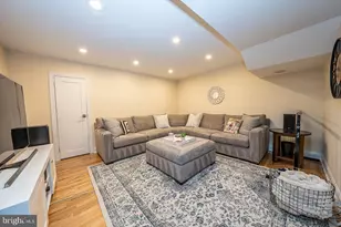 4 S Alder St, Philadelphia, PA 19147 - Photo 14