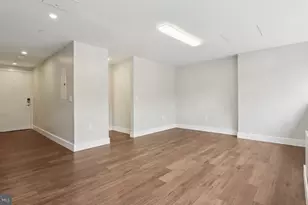 2200 Benjamin Franklin Pkwy, Philadelphia, PA 19130 - Photo 26