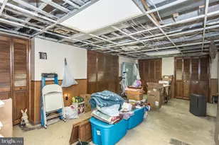 8617 Alicia St, Philadelphia, PA 19115 - Photo 40