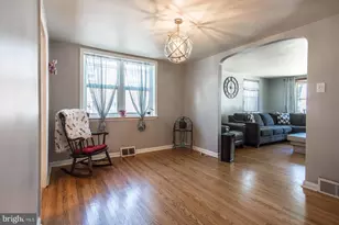 8617 Alicia St, Philadelphia, PA 19115 - Photo 10