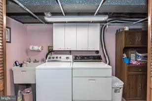 8617 Alicia St, Philadelphia, PA 19115 - Photo 32