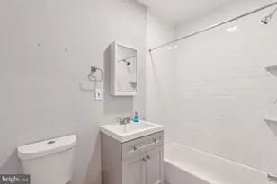 1711 S 6th St, Philadelphia, PA 19148 - Photo 8