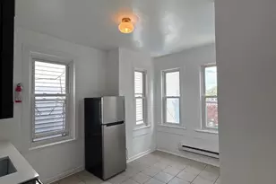 356 E Walnut Ln, Philadelphia, PA 19144 - Photo 2
