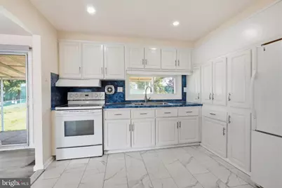 809 Regina Street, Philadelphia, PA 19116 - Photo 10