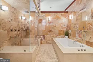 802 Locust St, Philadelphia, PA 19107 - Photo 42