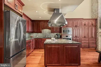 802 Locust Street #PENTHOUSE, Philadelphia, PA 19107 - Photo 6
