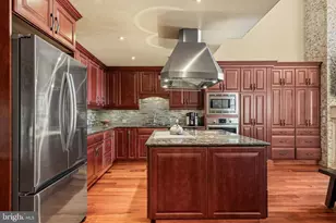 802 Locust St, Philadelphia, PA 19107 - Photo 6