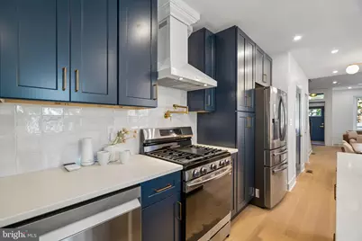 2908 W Girard Avenue, Philadelphia, PA 19130 - Photo 26