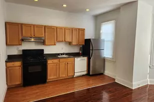 154 Sumac St, Philadelphia, PA 19128 - Photo 2