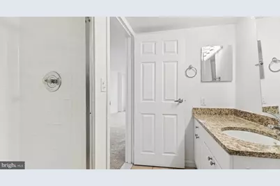 450 N 18th Street #0906, Philadelphia, PA 19130 - Photo 36