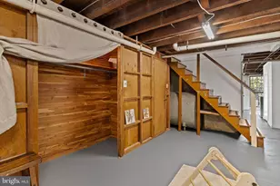 238 E Mt Pleasant Ave, Philadelphia, PA 19119 - Photo 38